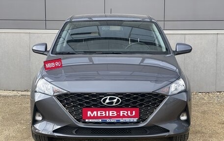 Hyundai Solaris II рестайлинг, 2021 год, 1 887 000 рублей, 2 фотография