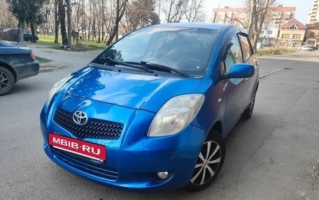 Toyota Yaris III рестайлинг, 2007 год, 497 000 рублей, 3 фотография