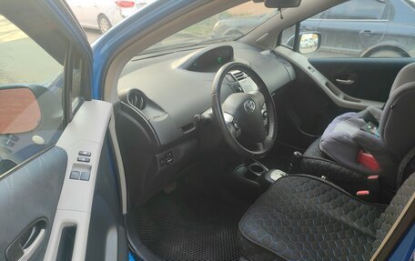 Toyota Yaris III рестайлинг, 2007 год, 497 000 рублей, 8 фотография