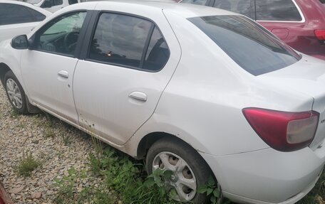 Renault Logan II, 2017 год, 535 000 рублей, 4 фотография