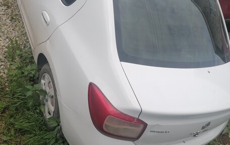 Renault Logan II, 2017 год, 535 000 рублей, 3 фотография