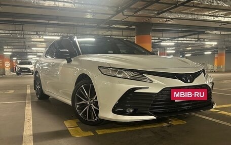 Toyota Camry, 2021 год, 3 390 000 рублей, 19 фотография
