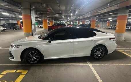 Toyota Camry, 2021 год, 3 390 000 рублей, 24 фотография