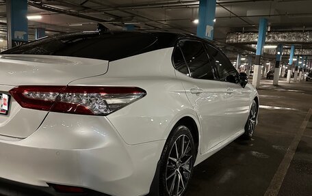 Toyota Camry, 2021 год, 3 390 000 рублей, 27 фотография