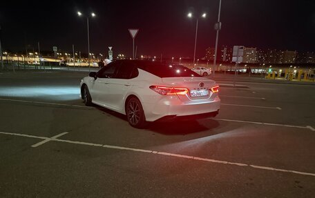 Toyota Camry, 2021 год, 3 390 000 рублей, 30 фотография