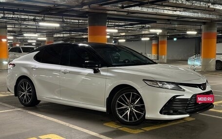 Toyota Camry, 2021 год, 3 390 000 рублей, 25 фотография