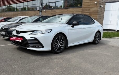 Toyota Camry, 2021 год, 3 390 000 рублей, 34 фотография