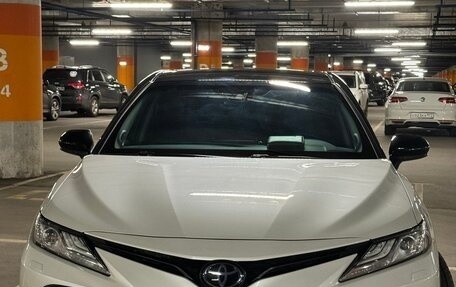 Toyota Camry, 2021 год, 3 390 000 рублей, 23 фотография