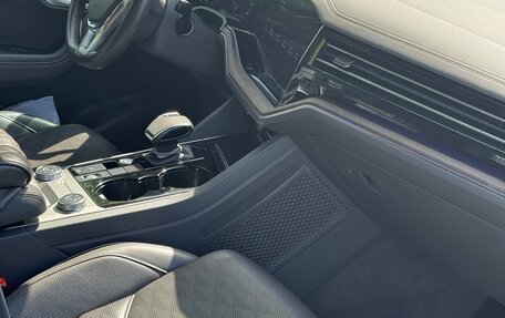 Volkswagen Touareg III, 2020 год, 4 889 000 рублей, 7 фотография