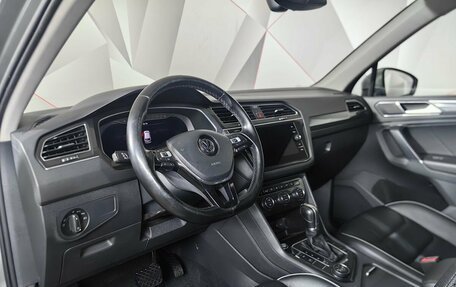Volkswagen Tiguan II, 2018 год, 2 255 000 рублей, 18 фотография