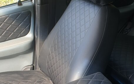 Chevrolet Niva I рестайлинг, 2004 год, 170 000 рублей, 5 фотография