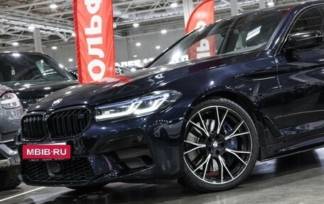 BMW 5 серия, 2018 год, 5 900 000 рублей, 2 фотография
