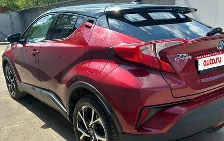 Toyota C-HR I рестайлинг, 2018 год, 2 250 000 рублей, 11 фотография