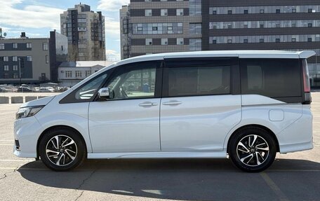 Honda Stepwgn IV, 2019 год, 1 770 000 рублей, 7 фотография