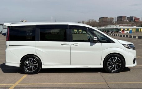 Honda Stepwgn IV, 2019 год, 1 770 000 рублей, 4 фотография