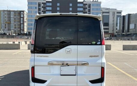 Honda Stepwgn IV, 2019 год, 1 770 000 рублей, 8 фотография