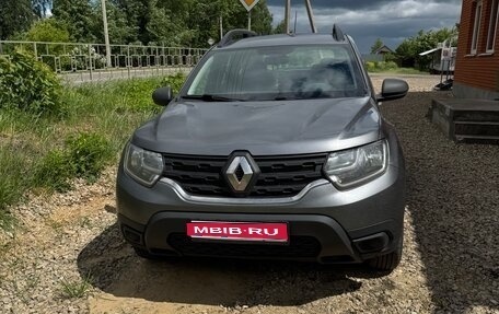 Renault Duster, 2022 год, 1 800 000 рублей, 1 фотография