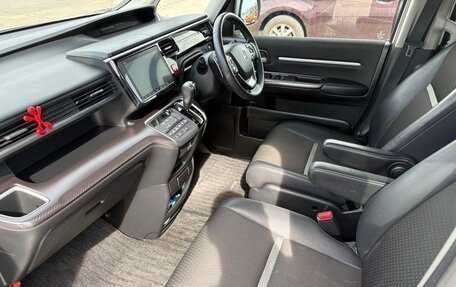 Honda Stepwgn IV, 2019 год, 1 770 000 рублей, 12 фотография