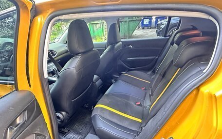 Peugeot 308 II, 2016 год, 850 000 рублей, 6 фотография
