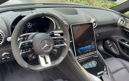 Mercedes-Benz SL-Класс AMG, 2023 год, 16 700 000 рублей, 24 фотография