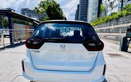 Honda Fit, 2022 год, 1 300 000 рублей, 3 фотография