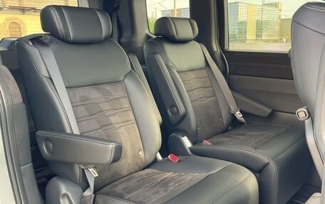 Honda Stepwgn, 2023 год, 2 360 000 рублей, 23 фотография
