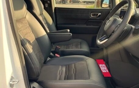 Honda Stepwgn, 2023 год, 2 360 000 рублей, 21 фотография
