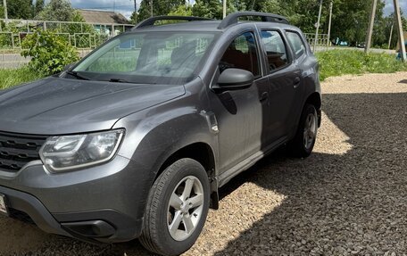 Renault Duster, 2022 год, 1 800 000 рублей, 2 фотография