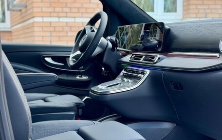 Mercedes-Benz V-Класс, 2025 год, 13 600 000 рублей, 10 фотография