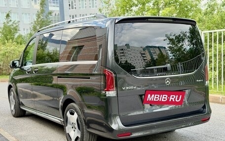 Mercedes-Benz V-Класс, 2025 год, 13 600 000 рублей, 5 фотография
