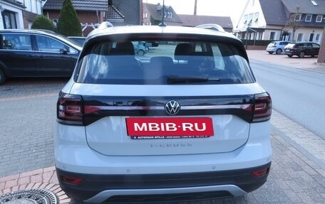 Volkswagen T-Cross I, 2022 год, 2 177 000 рублей, 7 фотография