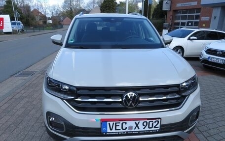 Volkswagen T-Cross I, 2022 год, 2 177 000 рублей, 3 фотография