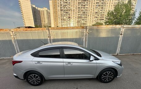 Hyundai Solaris II рестайлинг, 2021 год, 15 фотография