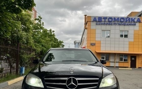Mercedes-Benz C-Класс, 2008 год, 870 000 рублей, 1 фотография