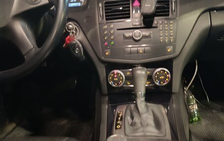 Mercedes-Benz C-Класс, 2008 год, 870 000 рублей, 9 фотография