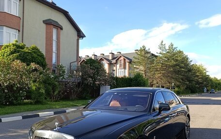 Rolls-Royce Ghost Series II рестайлинг, 2021 год, 40 000 000 рублей, 3 фотография
