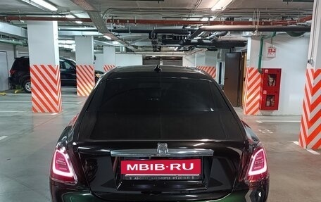 Rolls-Royce Ghost Series II рестайлинг, 2021 год, 40 000 000 рублей, 7 фотография