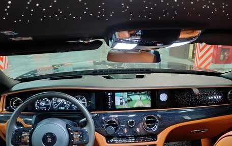 Rolls-Royce Ghost Series II рестайлинг, 2021 год, 40 000 000 рублей, 18 фотография