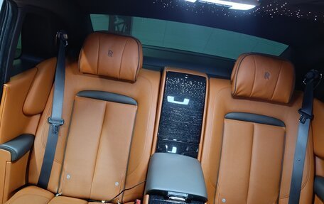 Rolls-Royce Ghost Series II рестайлинг, 2021 год, 40 000 000 рублей, 19 фотография