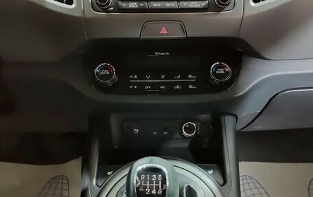 KIA Sportage III, 2014 год, 1 345 000 рублей, 13 фотография