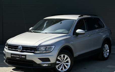 Volkswagen Tiguan II, 2018 год, 2 399 000 рублей, 1 фотография