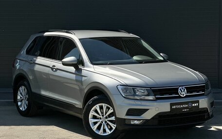 Volkswagen Tiguan II, 2018 год, 2 399 000 рублей, 3 фотография