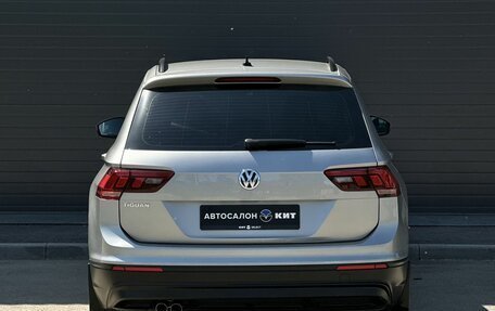 Volkswagen Tiguan II, 2018 год, 2 399 000 рублей, 7 фотография
