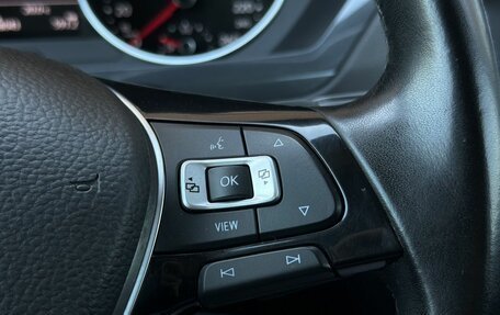 Volkswagen Tiguan II, 2018 год, 2 399 000 рублей, 14 фотография