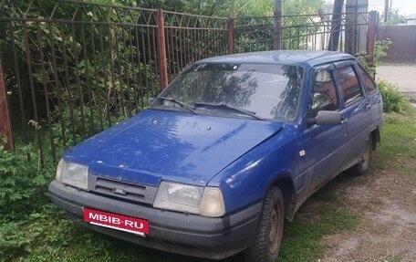 ИЖ 2126 «Ода», 2002 год, 75 000 рублей, 2 фотография