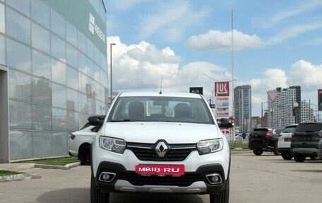 Renault Logan II, 2022 год, 1 345 000 рублей, 2 фотография