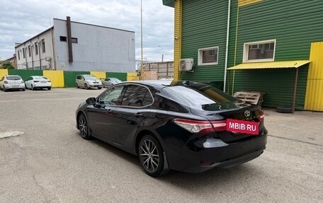 Toyota Camry, 2021 год, 3 500 000 рублей, 5 фотография