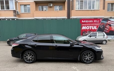 Toyota Camry, 2021 год, 3 500 000 рублей, 4 фотография
