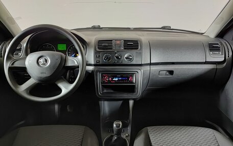 Skoda Fabia II, 2013 год, 680 000 рублей, 17 фотография