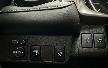 Toyota RAV4, 2016 год, 2 340 000 рублей, 17 фотография